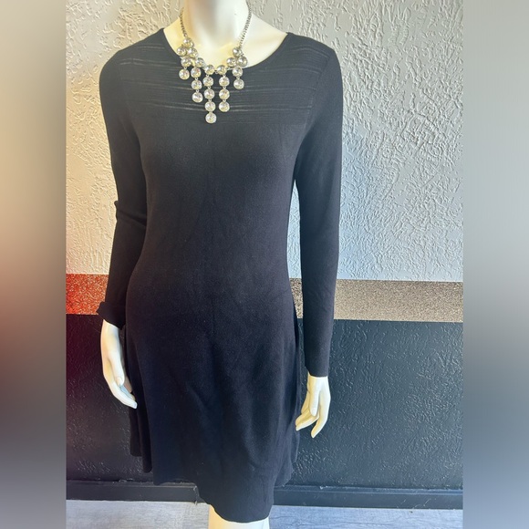 Black Is Beautiful - Picture 1 of 5